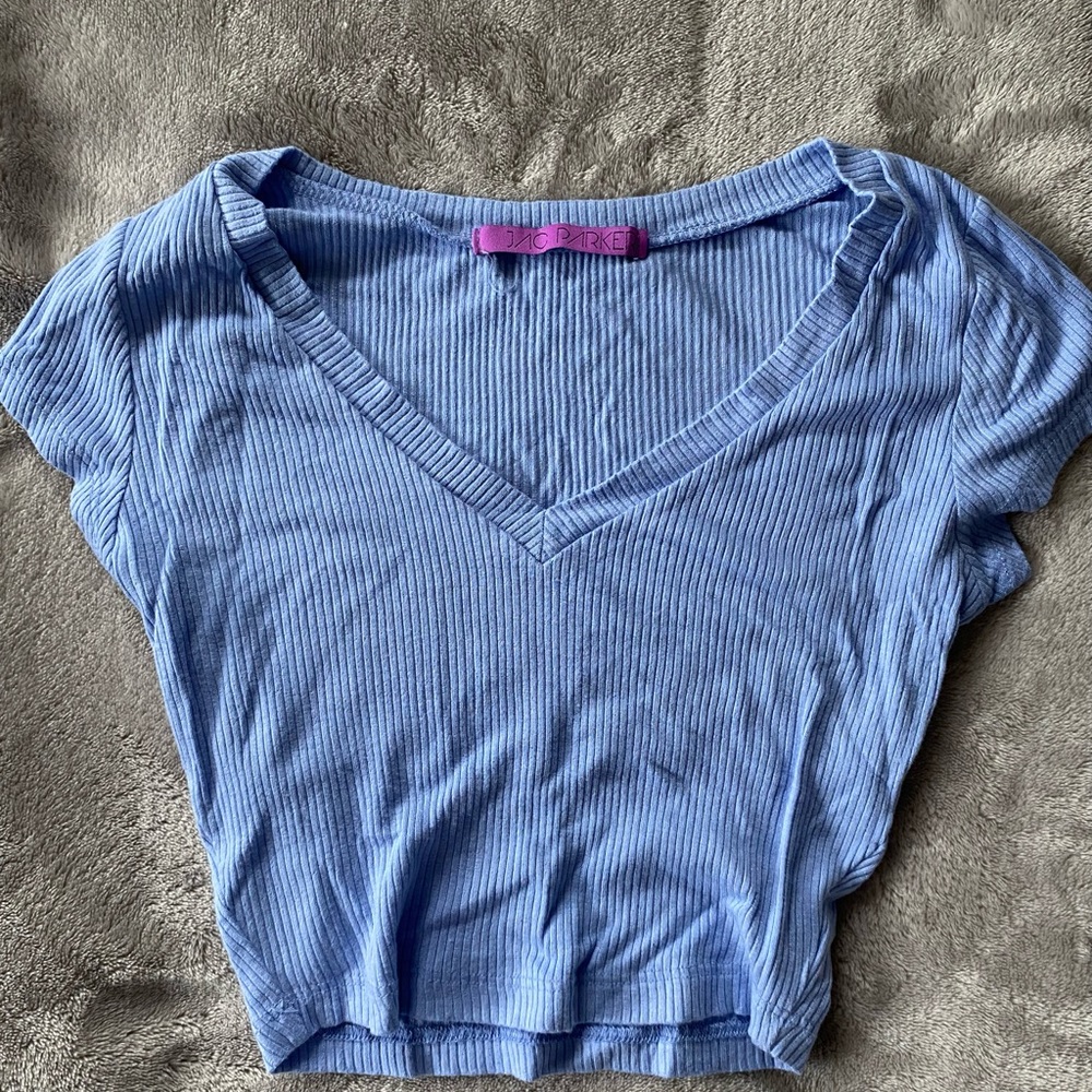 Fitted Blue V Neck T Cropped Top
